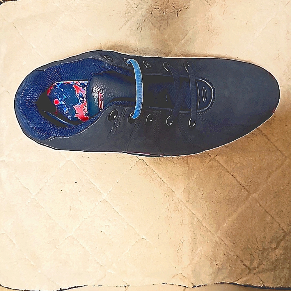 Vintage, Limited Edition Oakley skate packs in rare size 13...